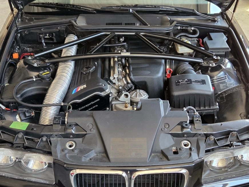 2003 BMW E46 330i & 330Ci - Image 14 of 18