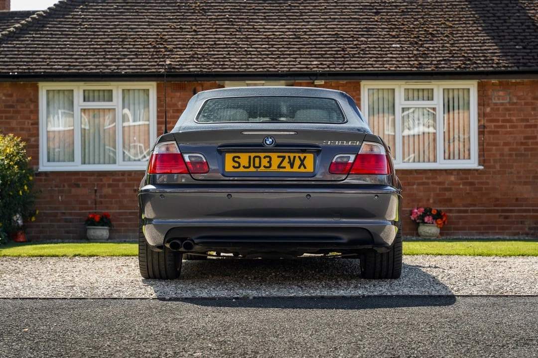 2003 BMW E46 330i & 330Ci - Image 9 of 30