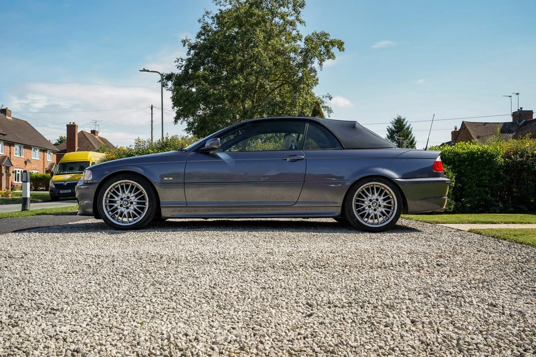 2003 BMW E46 330i & 330Ci - Image 12 of 30