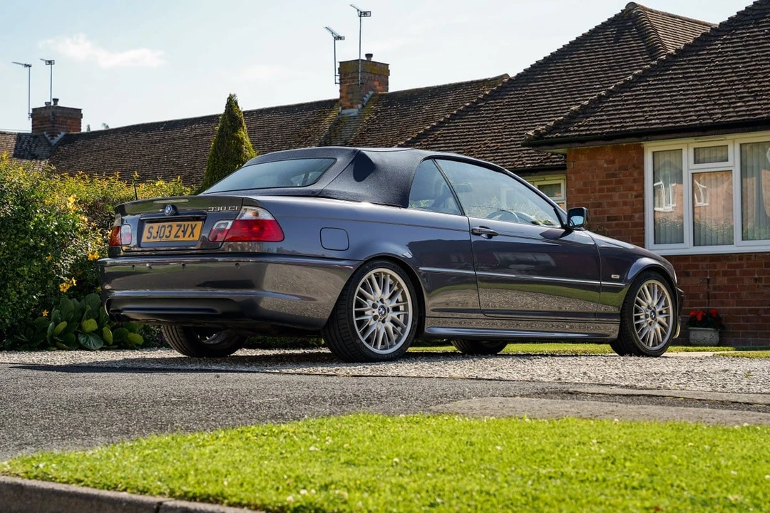 2003 BMW E46 330i & 330Ci - Image 24 of 30