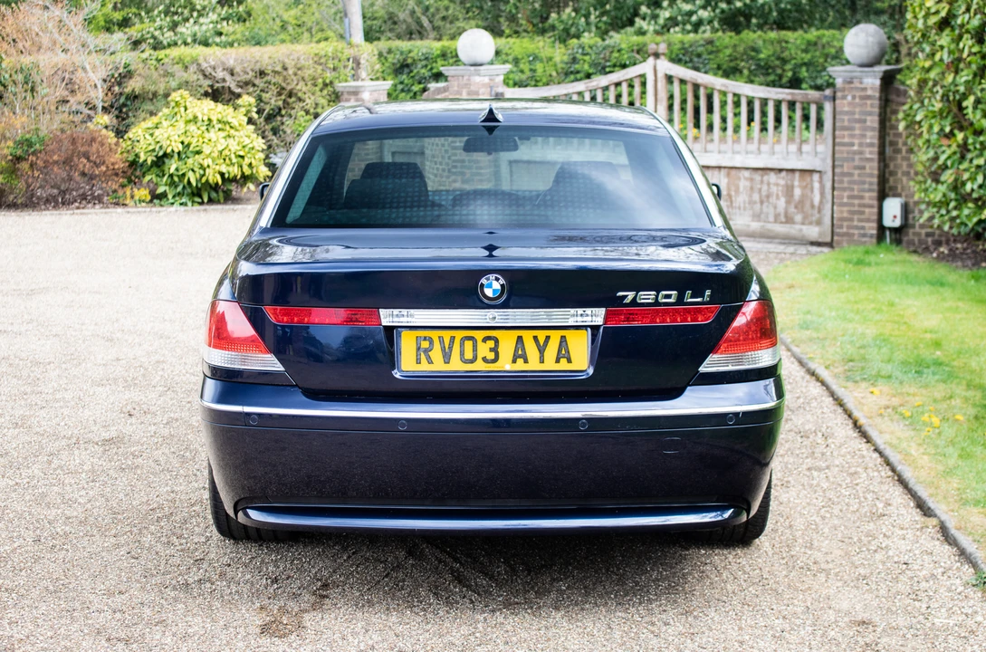 2003 BMW E65/E66 750i & 760i Sedan - Image 15 of 31