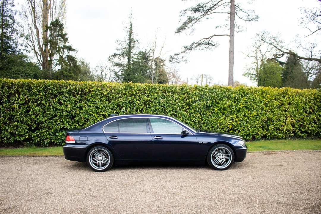 2003 BMW E65/E66 750i & 760i Sedan - Image 11 of 31