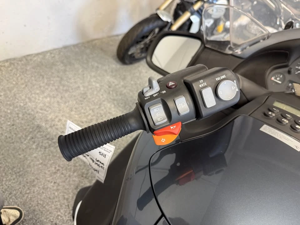 2003 BMW K1200 & K1300 - Image 14 of 14