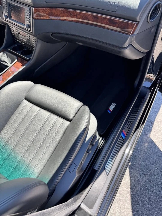 2003 BMW E39 M5 - Image 27 of 31