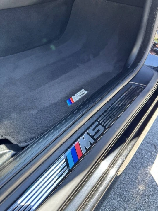 2003 BMW E39 M5 - Image 28 of 31