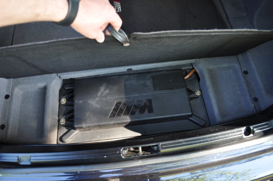 2003 BMW E39 M5 - Image 30 of 31