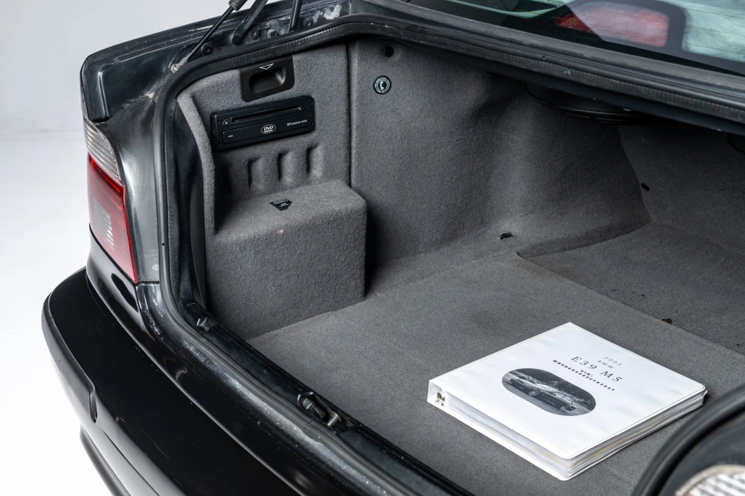 2003 BMW E39 M5 - Image 19 of 21