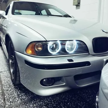 2003 BMW M5