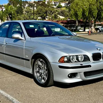 2003 BMW M5