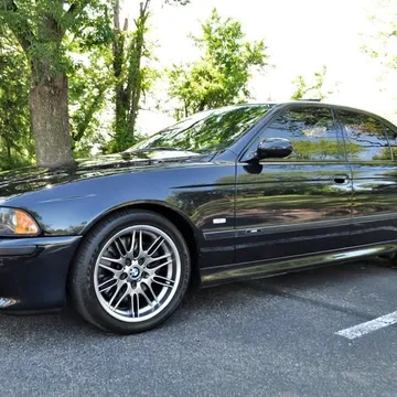 2003 BMW M5