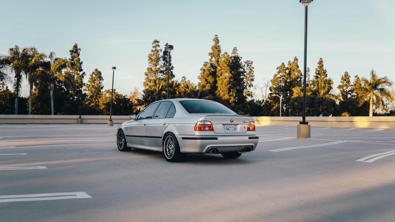 2003 BMW E39 M5 - Image 11 of 25