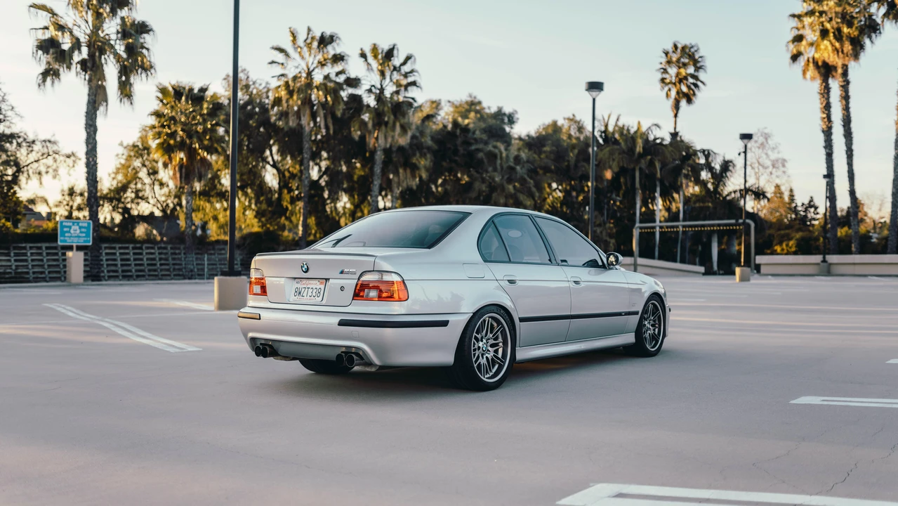 2003 BMW E39 M5 - Image 14 of 25