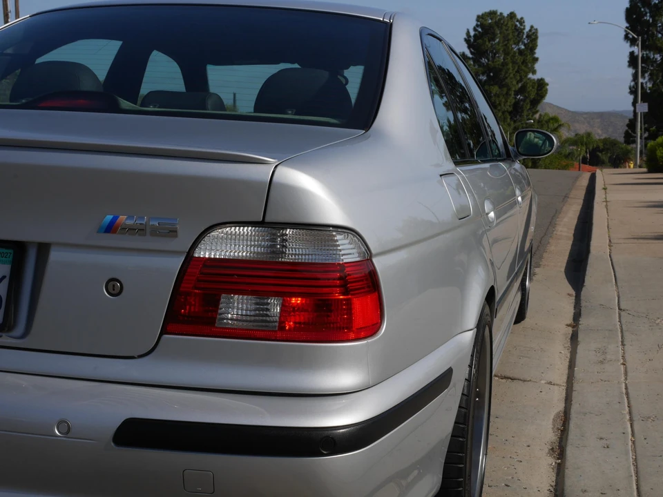 2003 BMW E39 M5 - Image 28 of 31