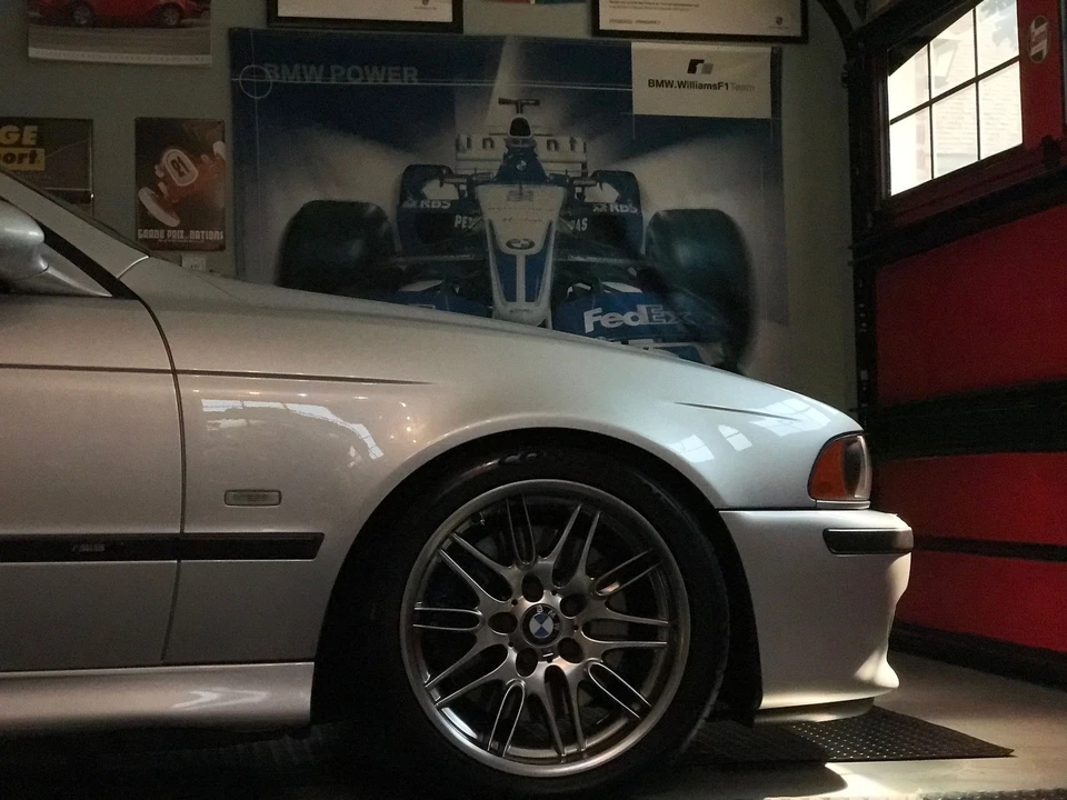 2003 BMW E39 M5 - Image 9 of 9
