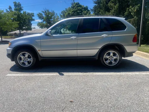 2003 BMW X5 4.4i