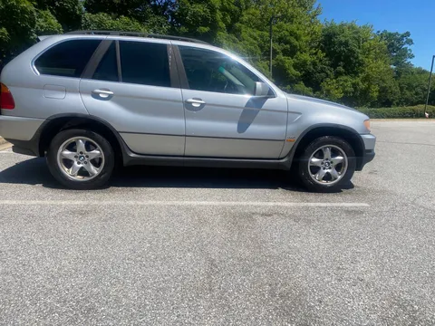 2003 BMW X5 4.4i