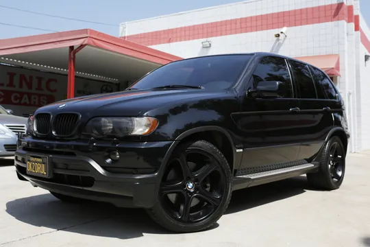 2003 BMW X5 4.6is