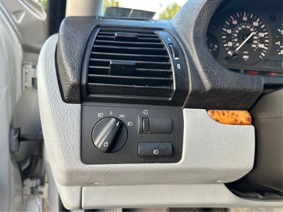 2003 BMW E53 X5 - Image 19 of 20