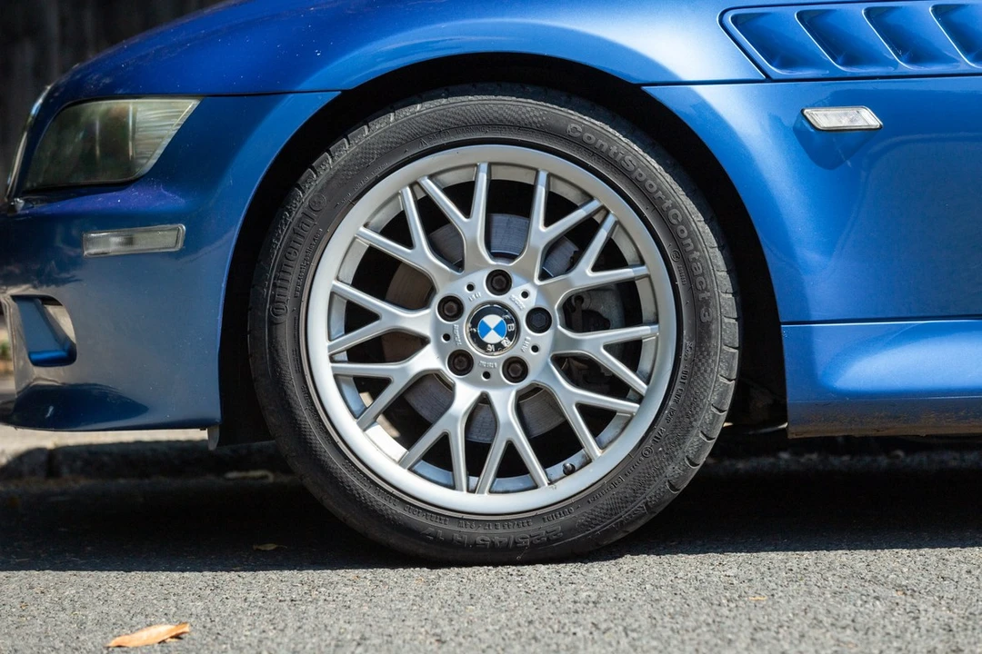 2003 BMW Z3 Roadster - Image 17 of 30