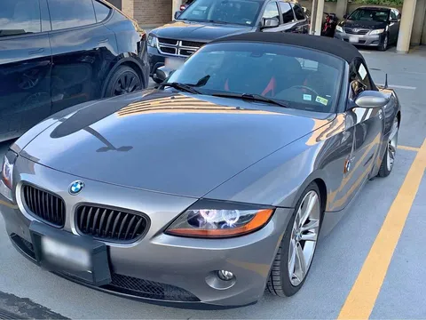 2003 BMW Z4 2.5i Roadster 2D