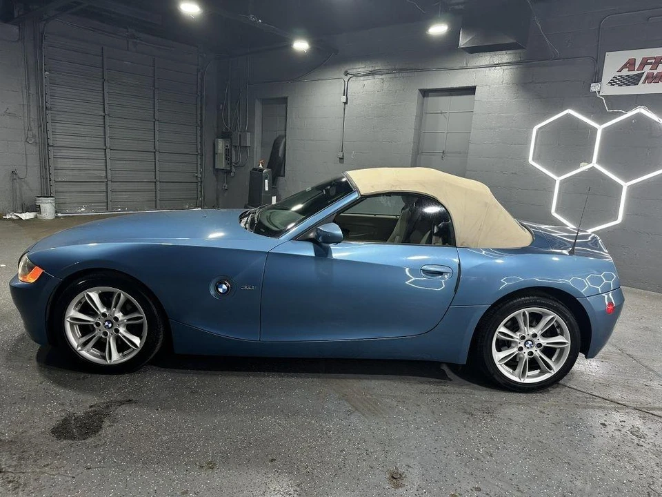 2003 BMW Z4 - Image 2 of 31