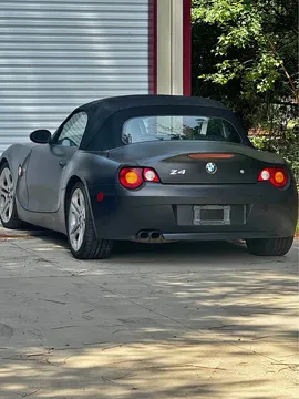 2003 BMW Z4 3.0si Roadster 2D