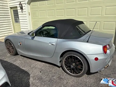 2003 BMW Z4 30i Roadster 2D
