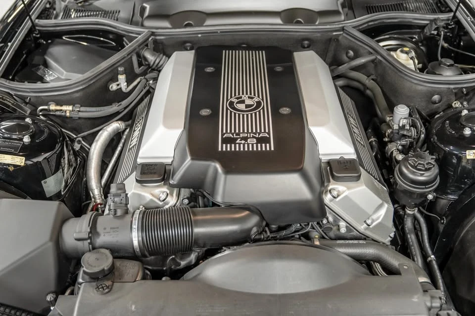 2003 BMW Z8 - Image 10 of 19