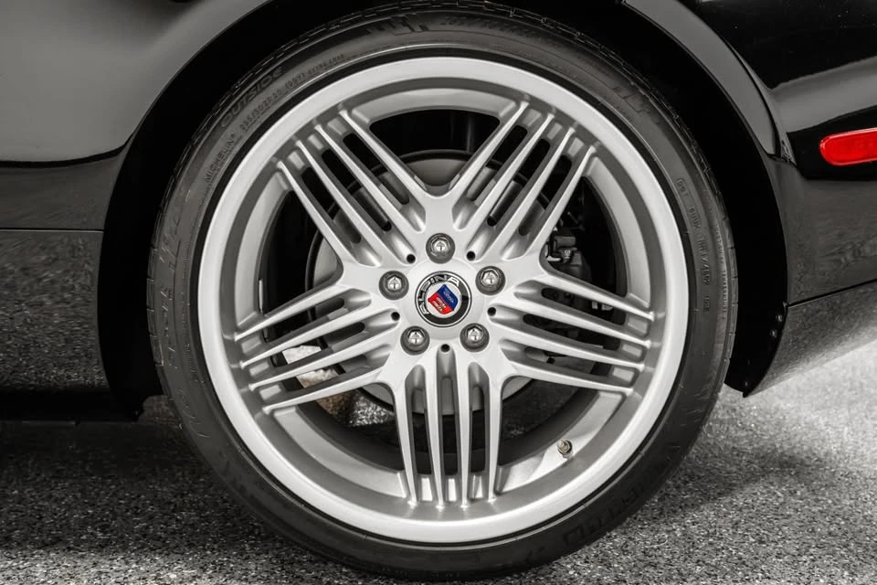 2003 BMW Z8 - Image 9 of 19
