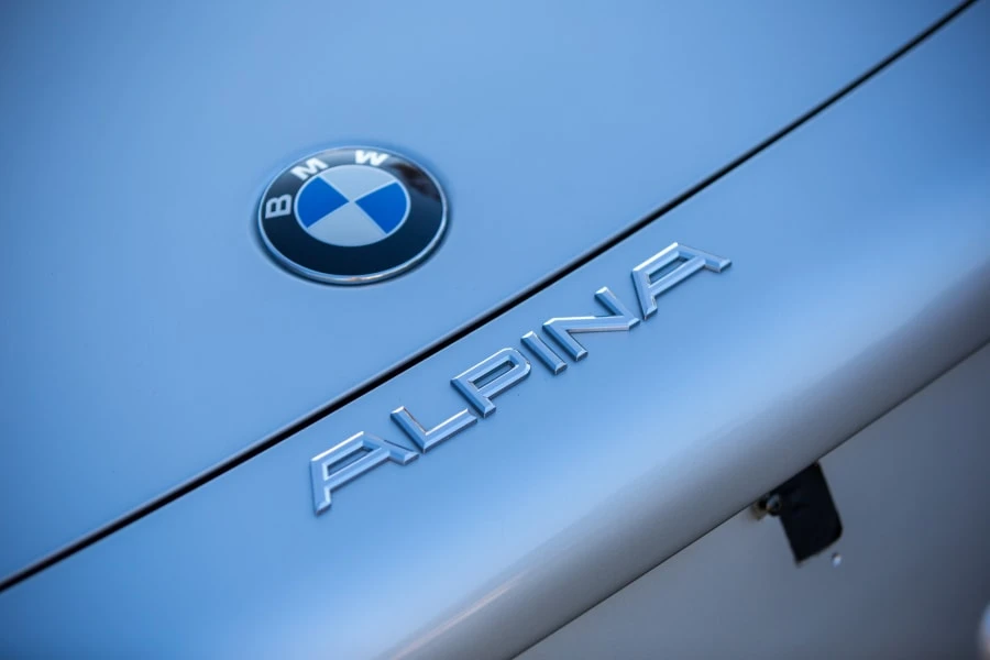 2003 BMW Z8 - Image 10 of 12