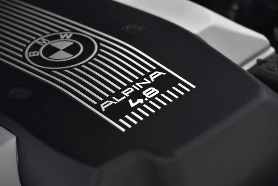 2003 BMW Z8 - Image 30 of 31
