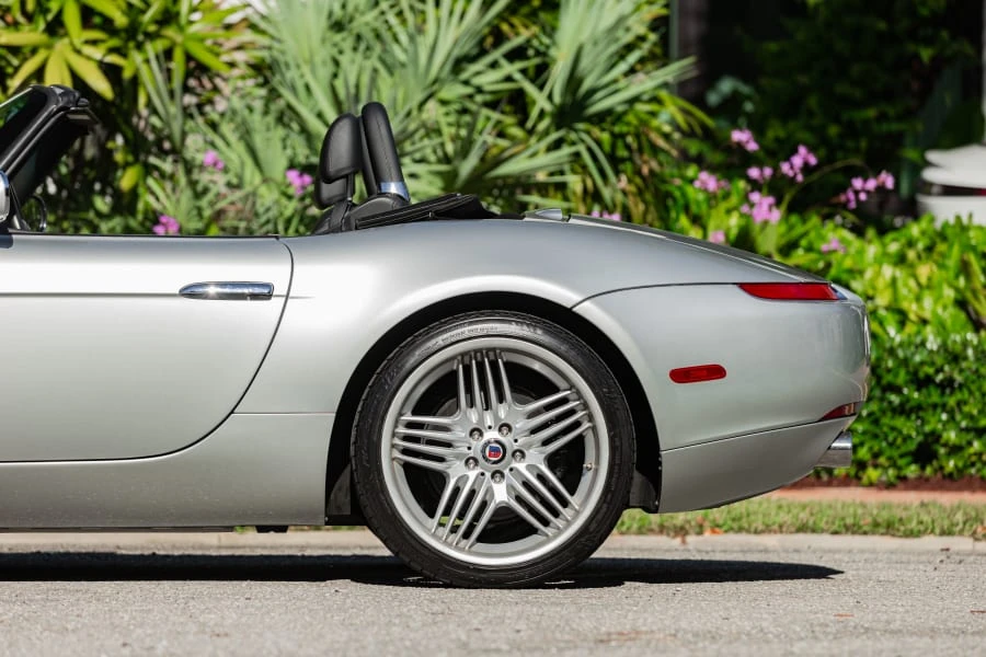 2003 BMW Z8 - Image 15 of 31