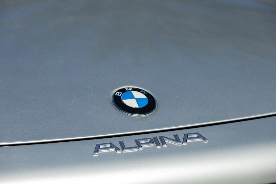 2003 BMW Z8 - Image 17 of 31