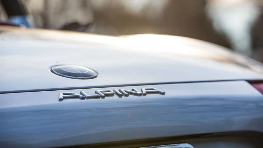 2003 BMW Z8 - Image 9 of 12