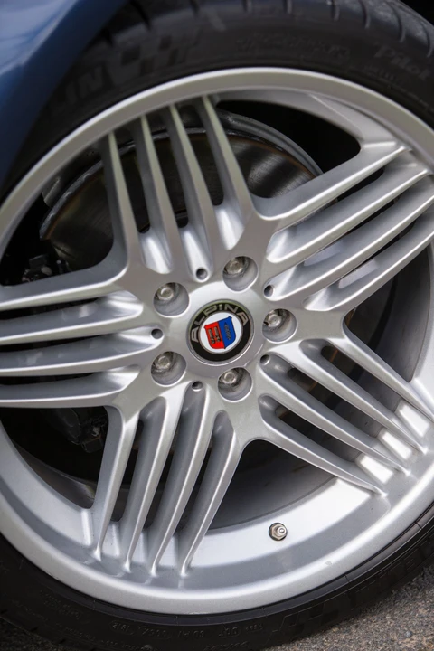 2003 BMW Z8 - Image 2 of 31