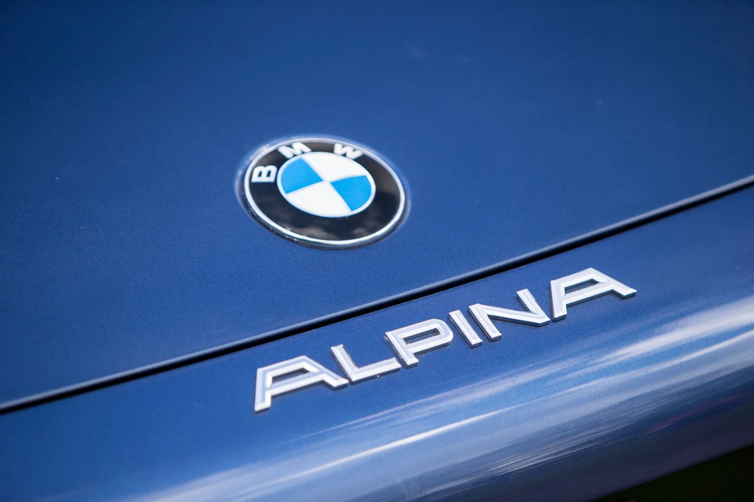 2003 BMW Z8 - Image 24 of 31