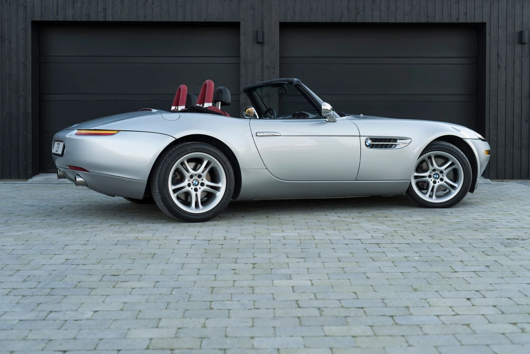 2003 BMW Z8 - Image 16 of 31