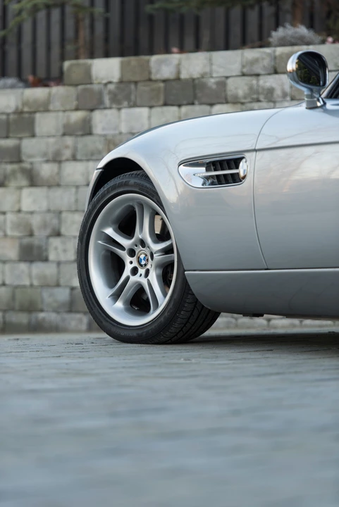 2003 BMW Z8 - Image 20 of 31