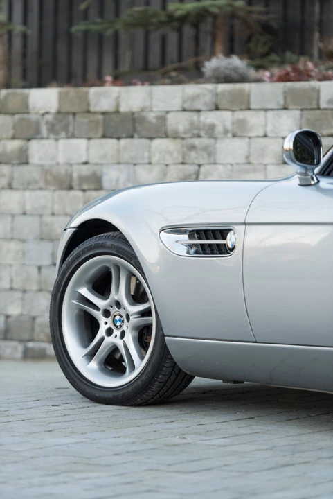 2003 BMW Z8 - Image 19 of 31