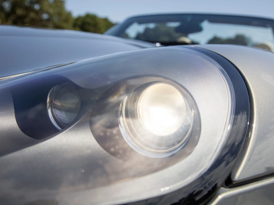 2003 BMW Z8 - Image 17 of 31