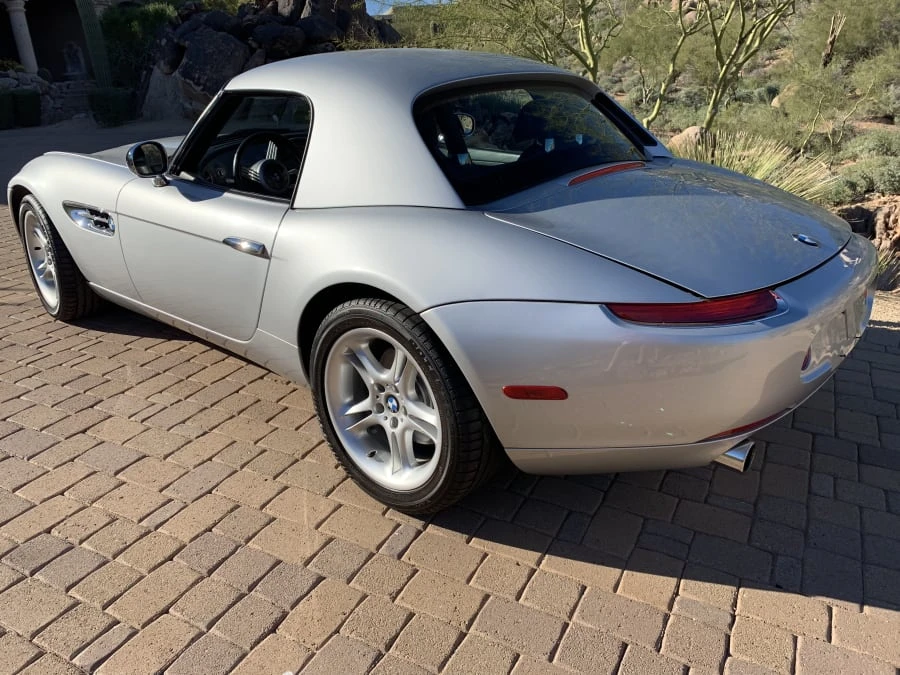 2003 BMW Z8 - Image 2 of 5