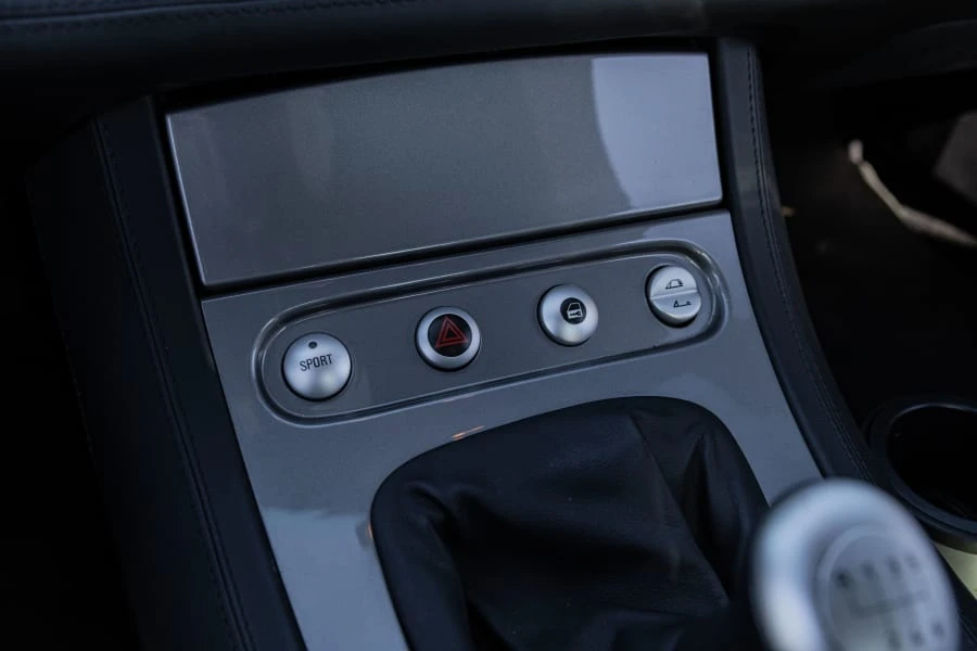 2003 BMW Z8 - Image 25 of 31