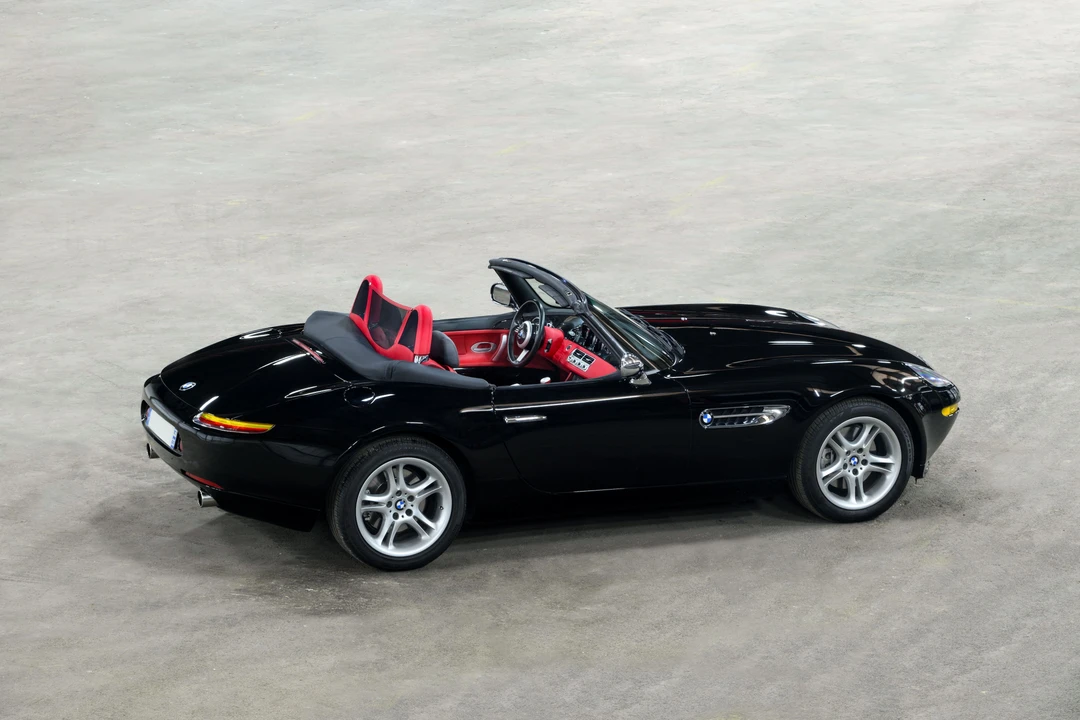 2003 BMW Z8 - Image 16 of 31