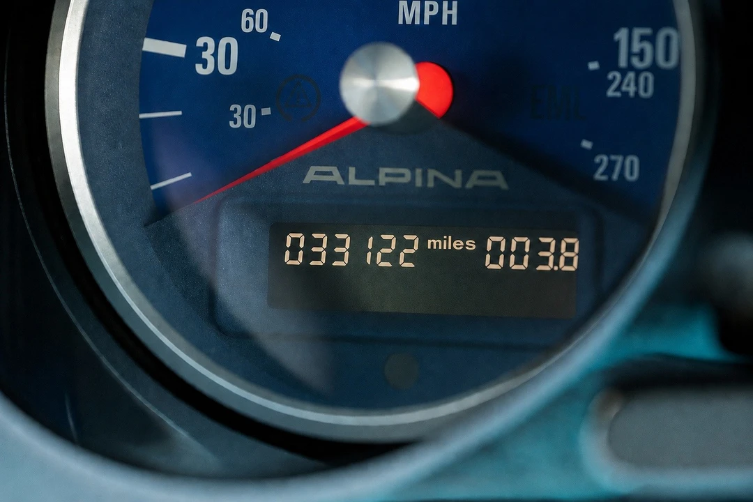2003 BMW Z8 - Image 31 of 31