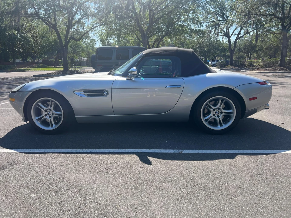 2003 BMW Z8 - Image 14 of 31