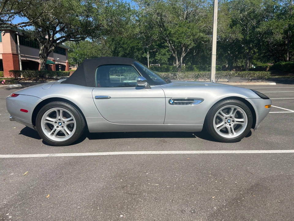 2003 BMW Z8 - Image 16 of 31