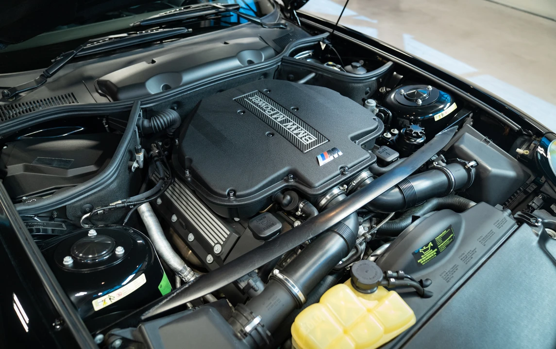 2003 BMW Z8 - Image 29 of 31
