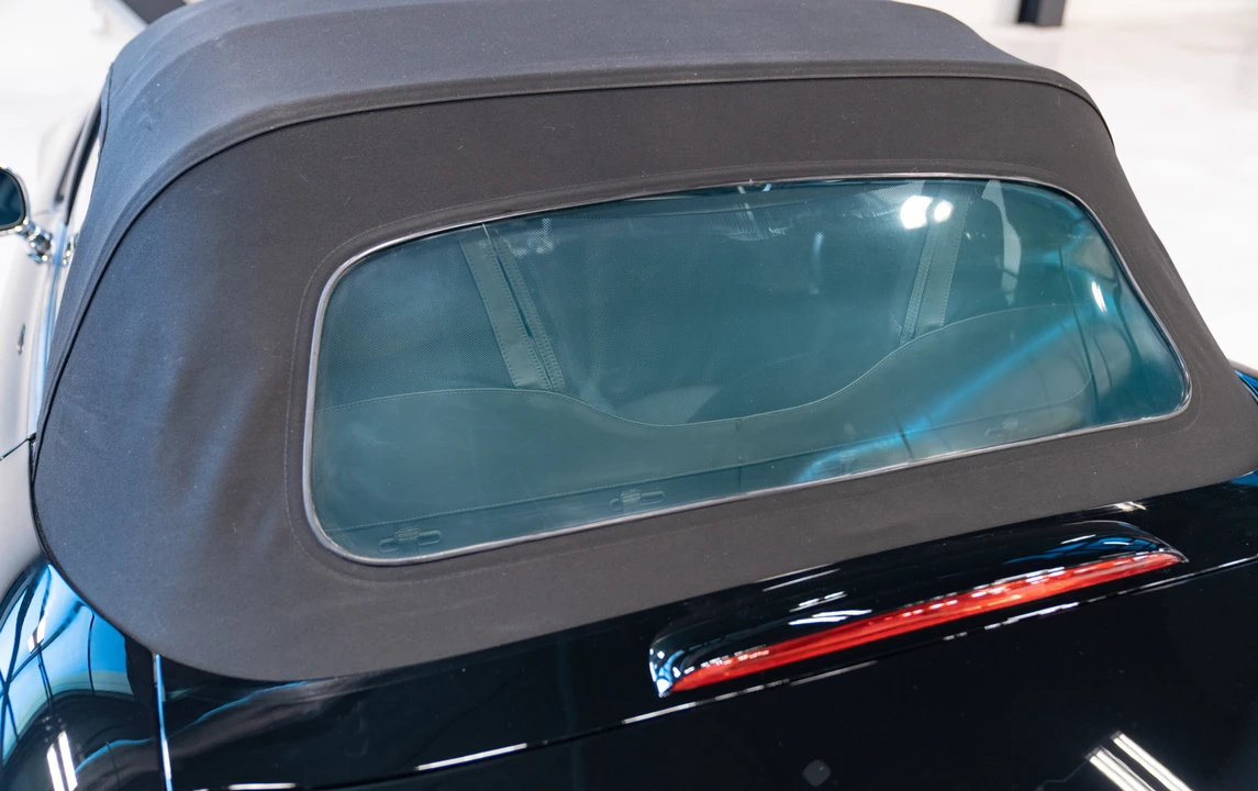 2003 BMW Z8 - Image 17 of 31