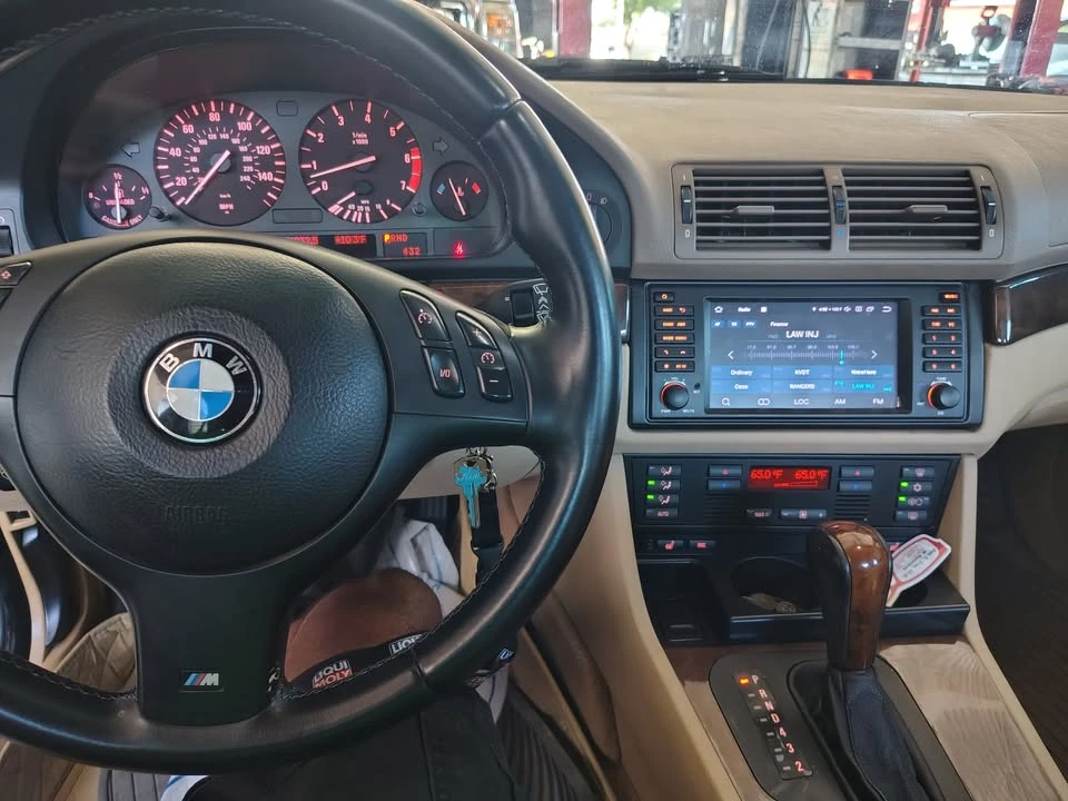 2003 BMW E39 540i - Image 2 of 3