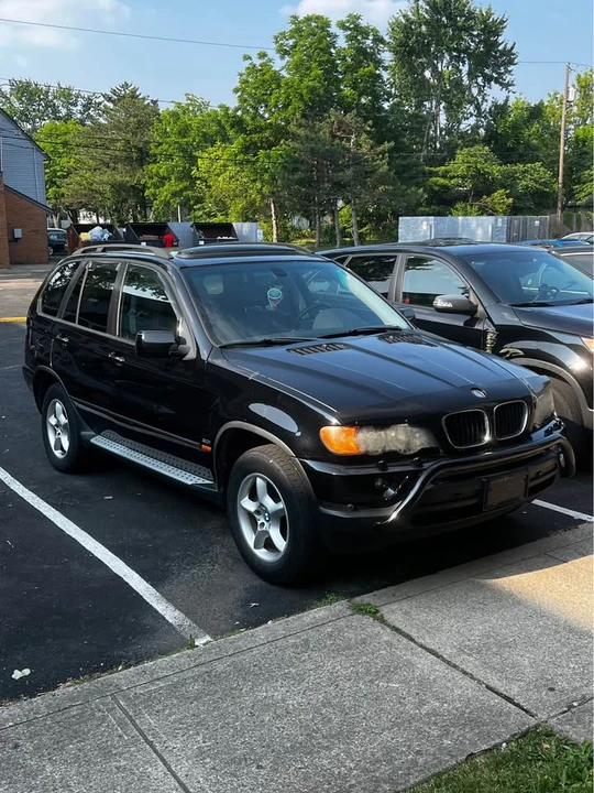 2003 BMW i3 - Image 3 of 4